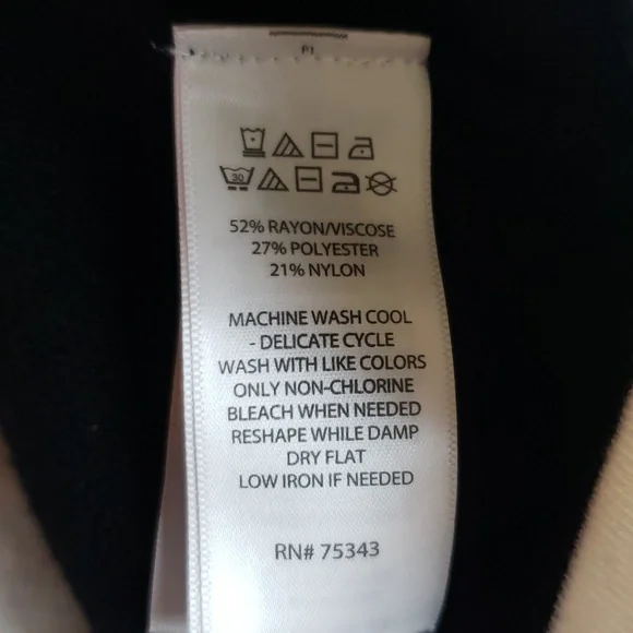 Adrienne Vittadini Women's Small Black & White Cardigan - Picture 10 of 11